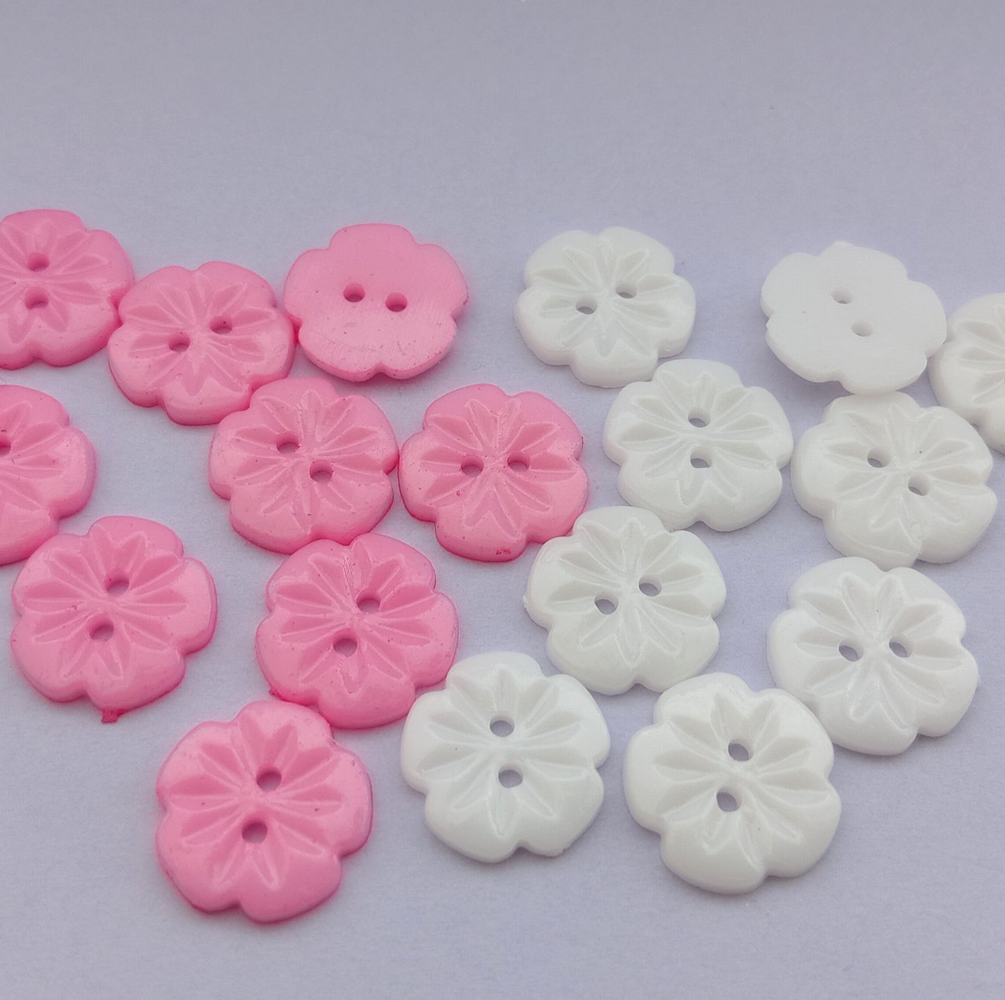 White Flower Shaped Buttons 15mm (5/8") White Flower Sewing Buttons for Girls and Baby Clothing