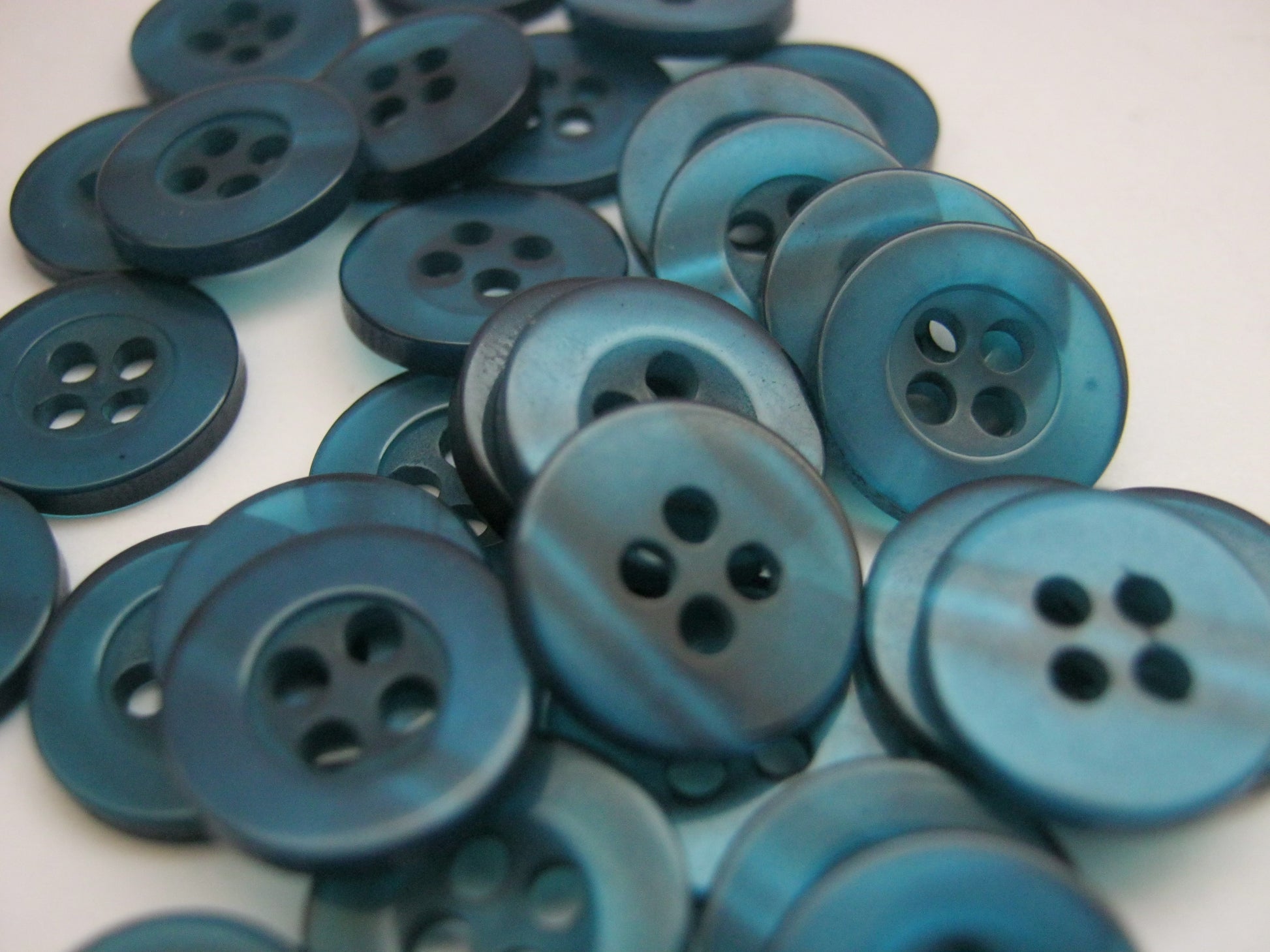 20 Shirt Buttons 10mm