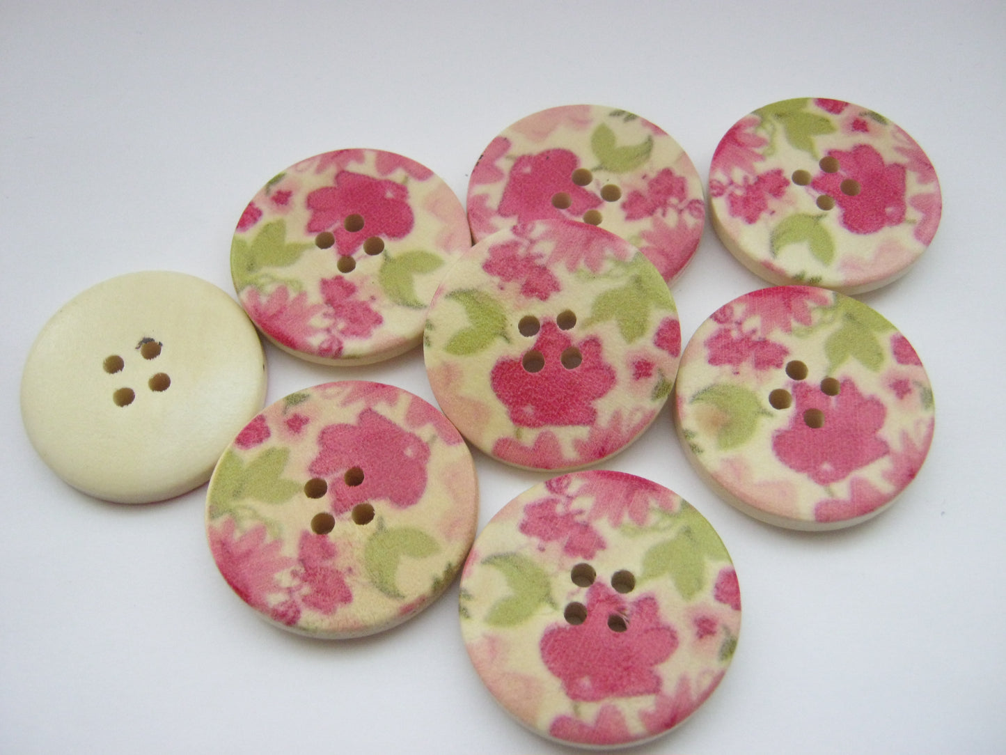 4 Pink Floral Buttons 30mm (1 1/8") Large Flower Sewing Buttons for Knitting Crafts Focal Buttons Clothing Accessories