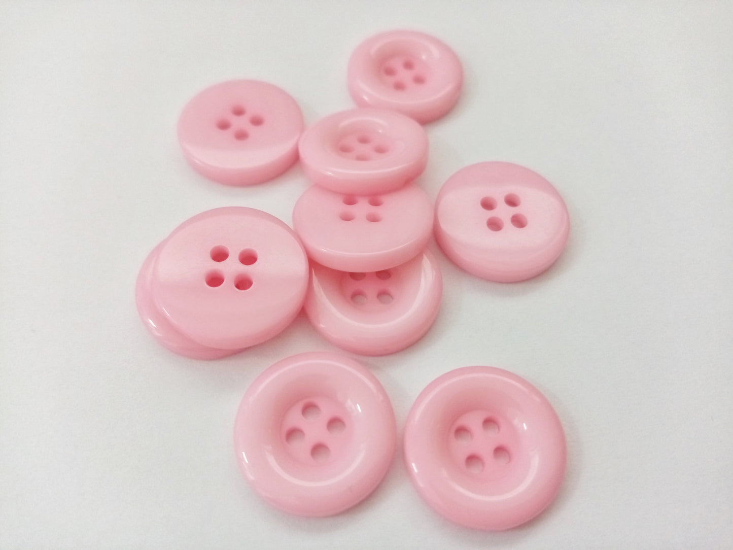 10 Chunky Pink Sewing Buttons 18mm (3/4) Shiny Pink Buttons for Ladies and Girls Jackets, Coats and Knitwear