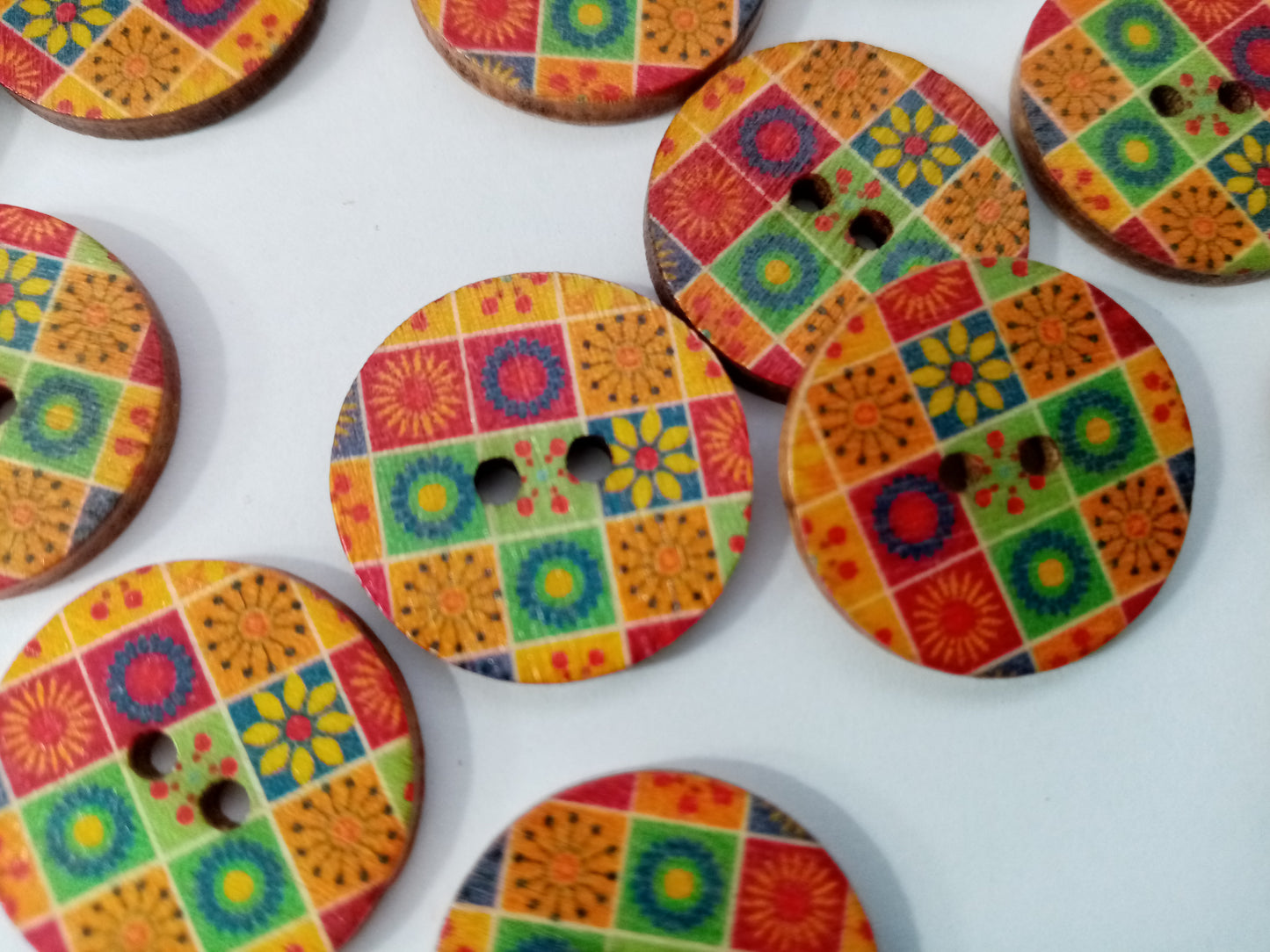 10 Colourful Patchwork Buttons 20mm (3/4") Multicoloured Patterned Wood Sewing Buttons for Clothing or Focal Buttons for  Crafts